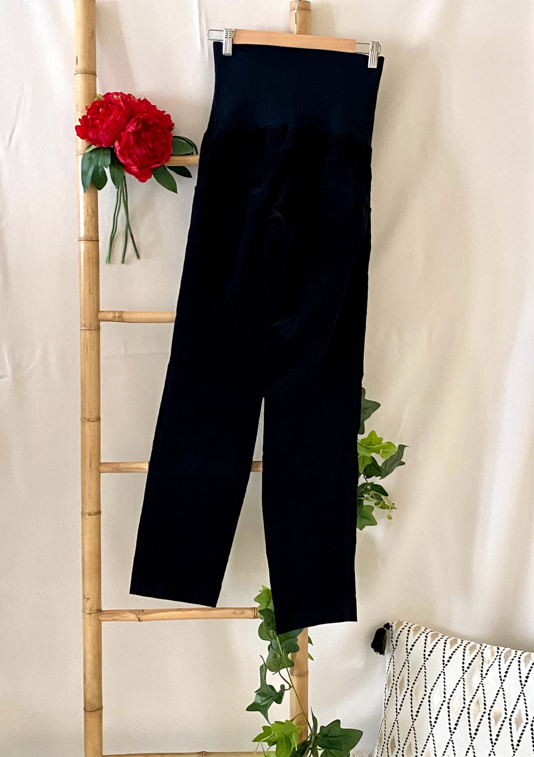 Pantalon grossesse en daim Taille 36 – Image 2