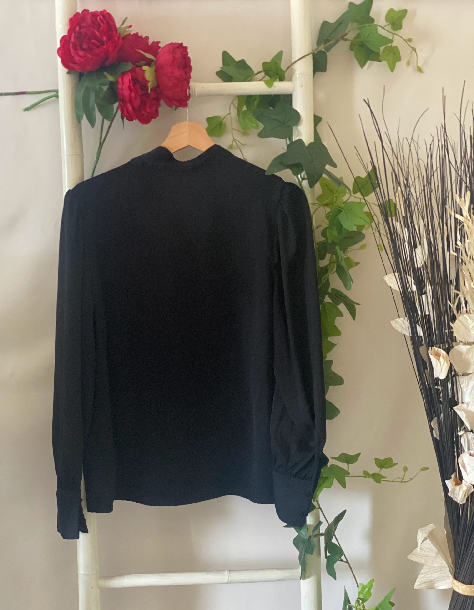 Blouse Guess, Taille 38 – Image 2