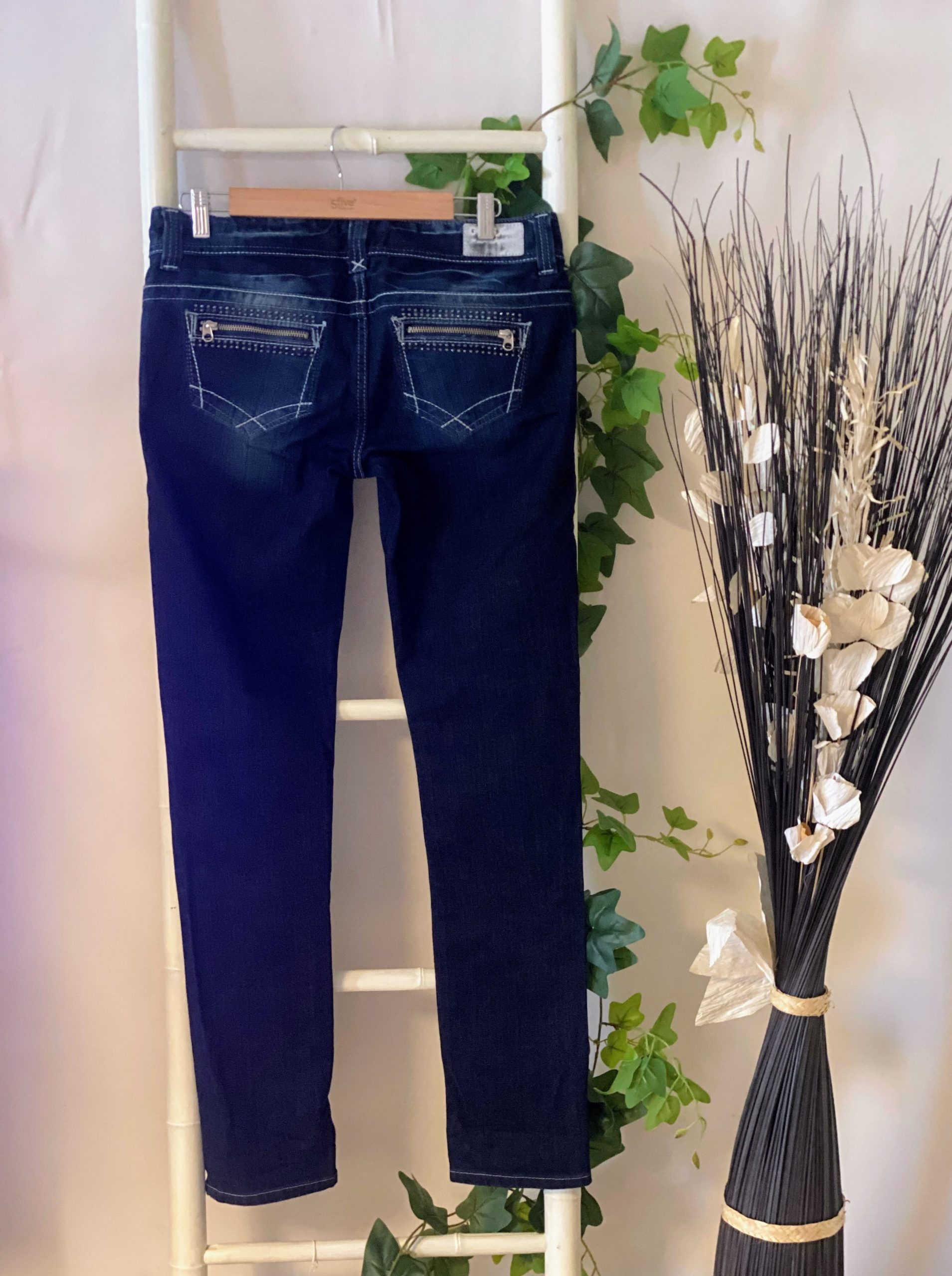 Jean Guess, Taille 38 – Image 2