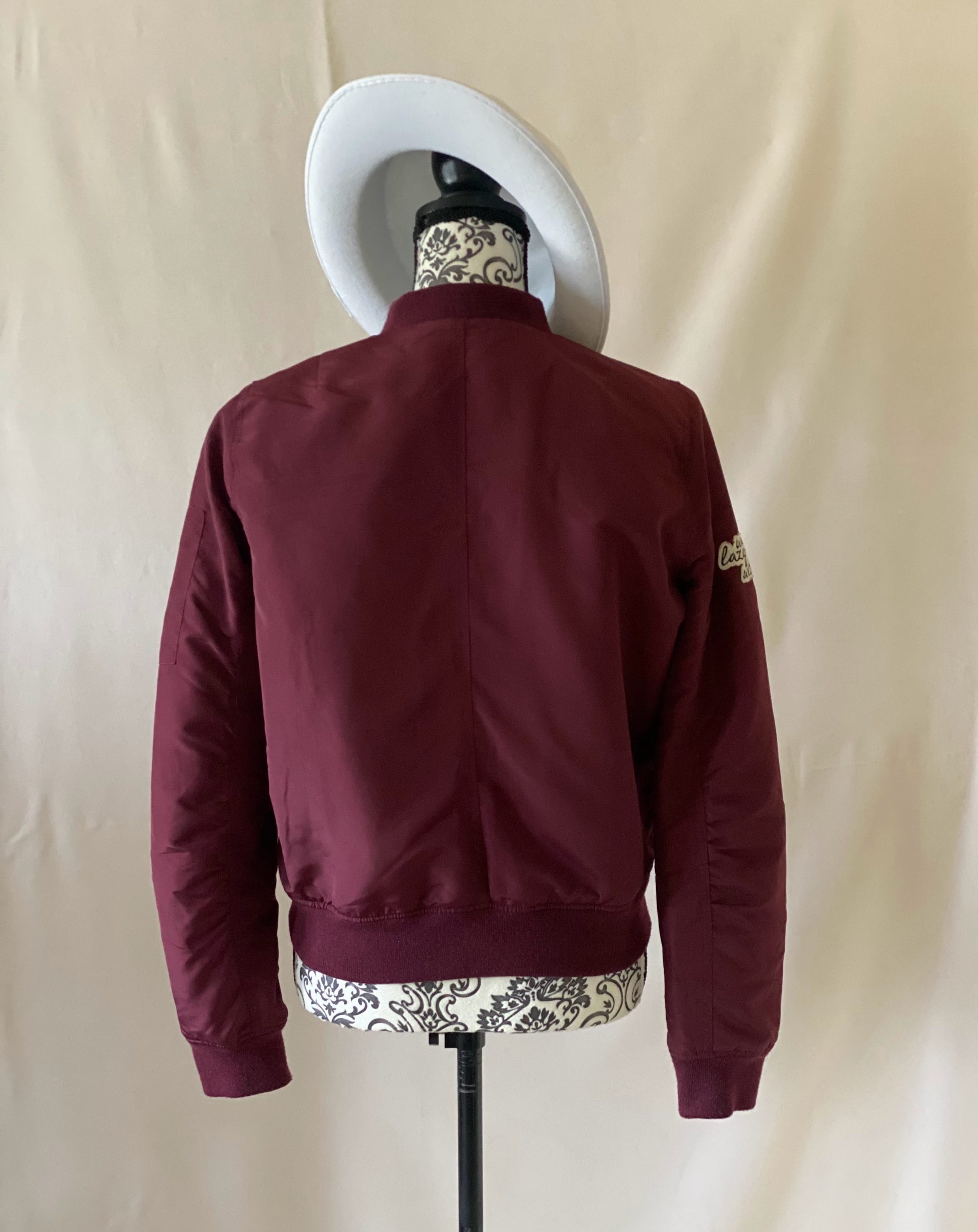 Blouson Jennyfer Taille 36 – Image 2