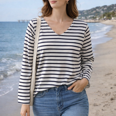 Pull Les Trois Dauphins Taille 36