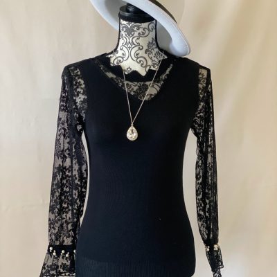 Pull dentelle Taille 36