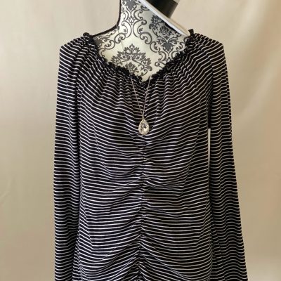 Pull rayé Taille 48/50