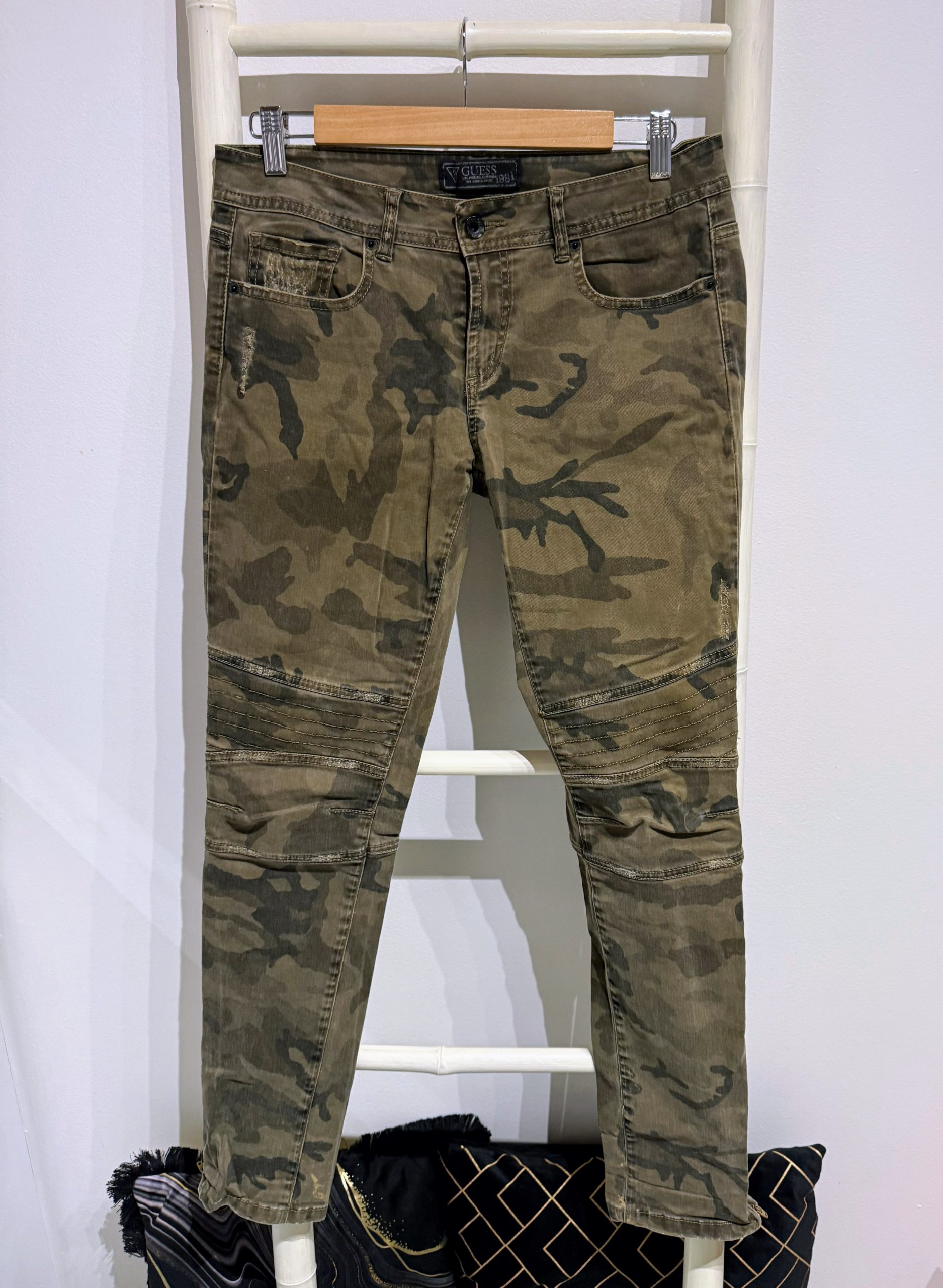 Pantalon Guess Taille 40