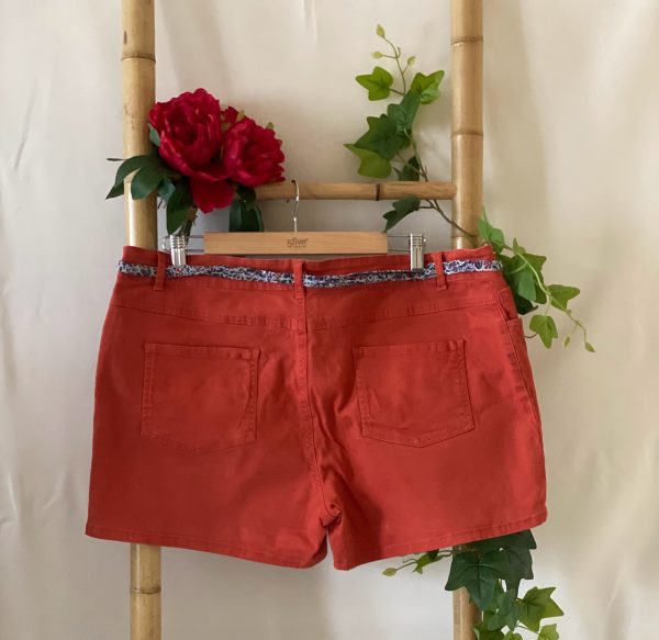 Short avec ceinture Taille 48 – Image 2