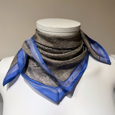 Foulard Guess