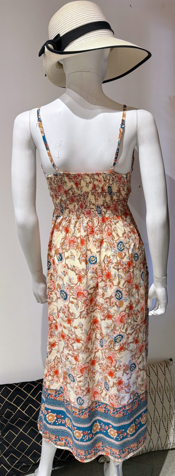 Robe longue Taille 38/40 – Image 2
