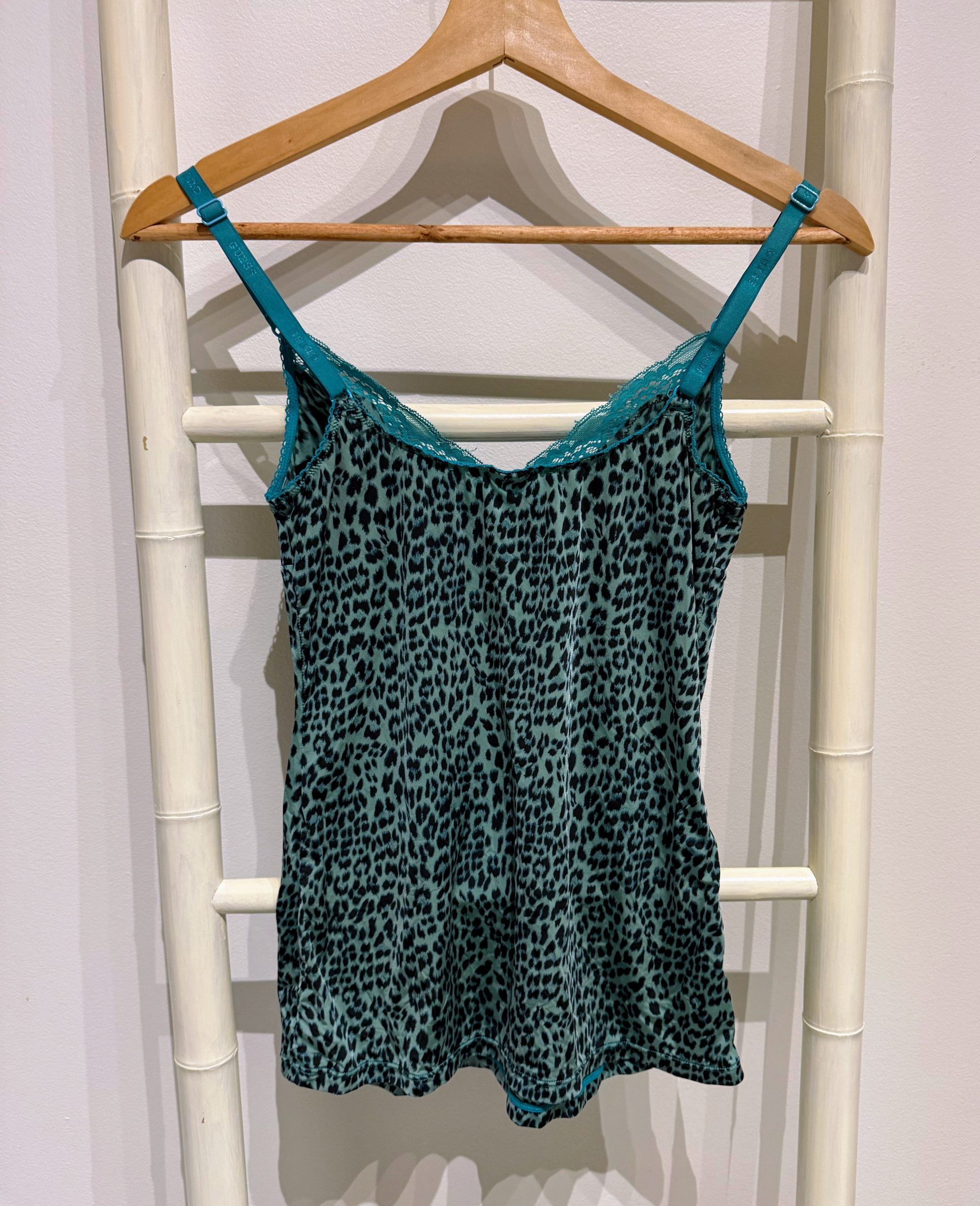 Débardeur Guess Taille 38 – Image 2