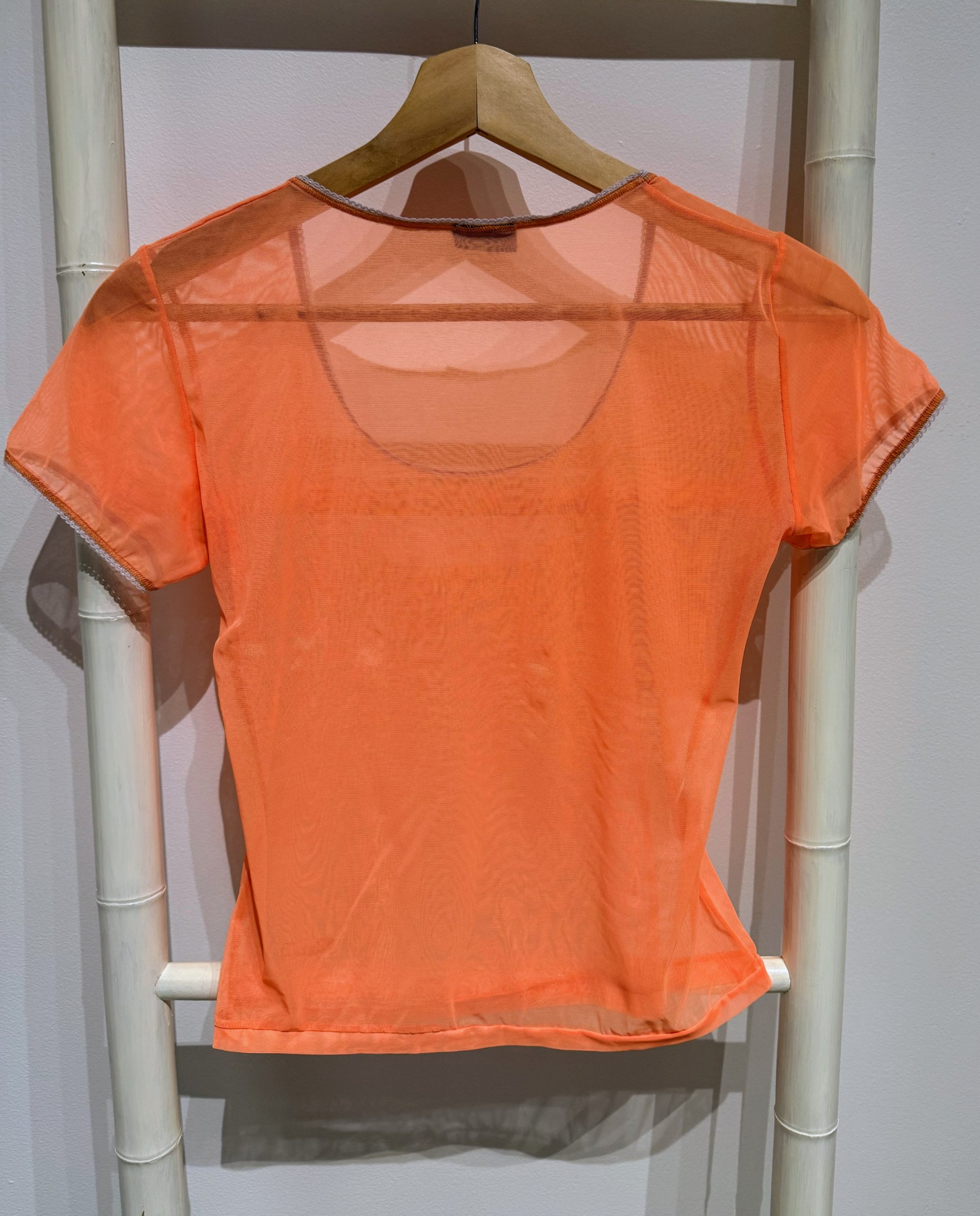 Tee shirt Guess Taille 36 – Image 2